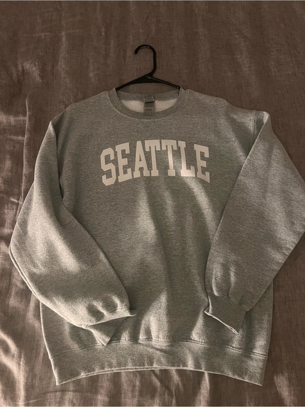 Gildan Seattle Crewneck Sweatshirt